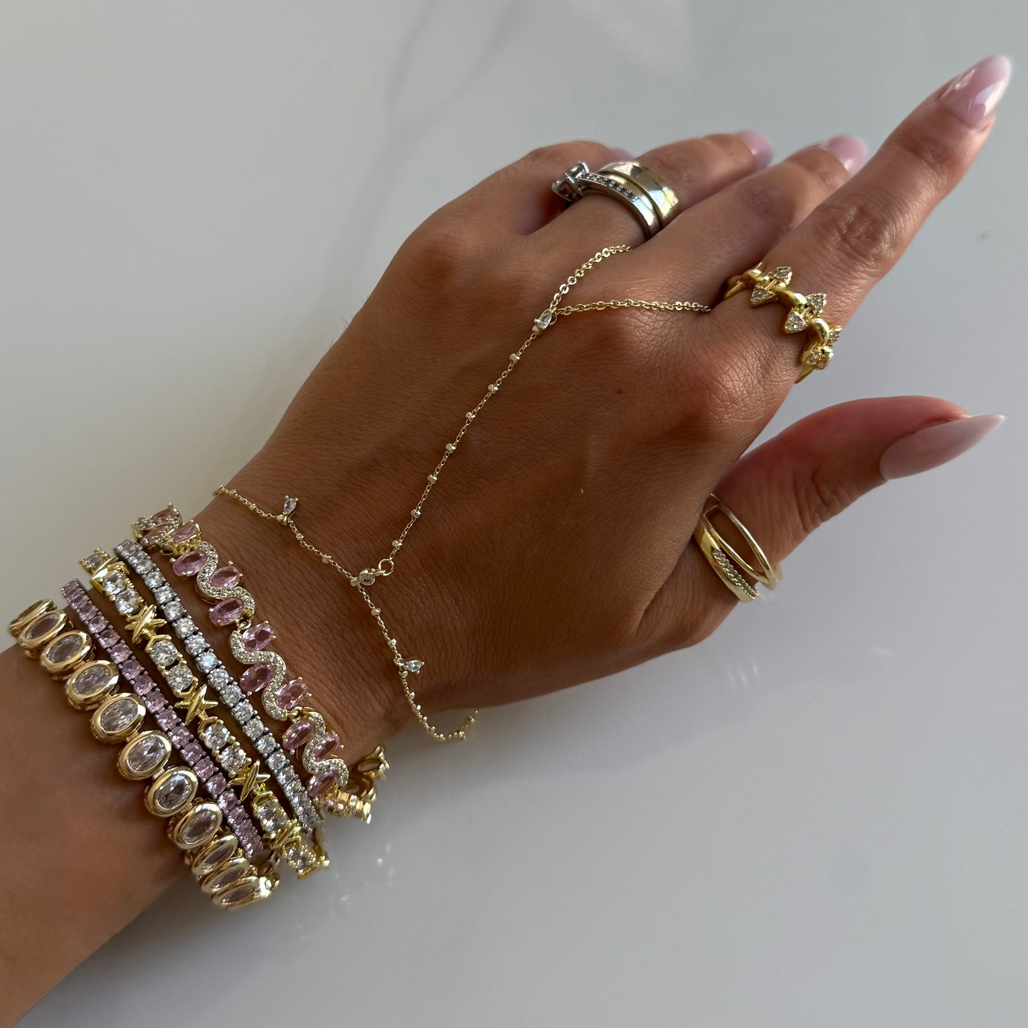 Noor Hand Chain