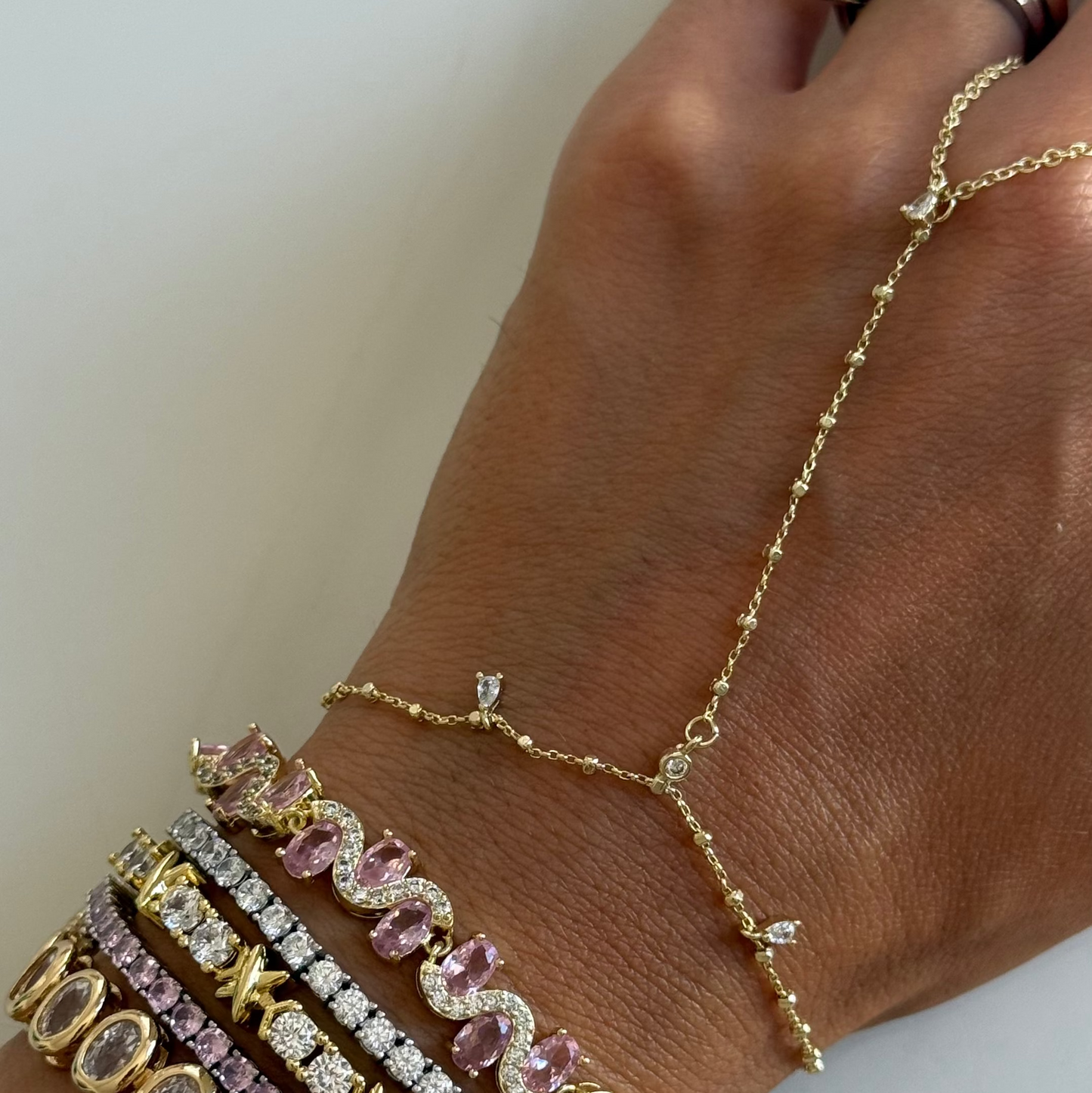 Noor Hand Chain