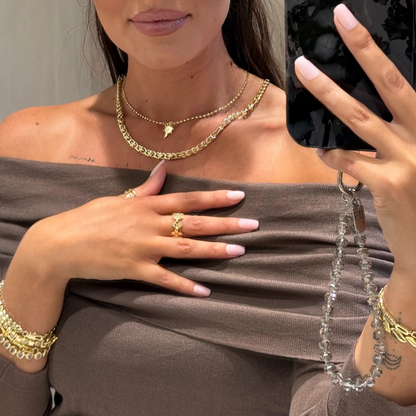 Stella Necklace
